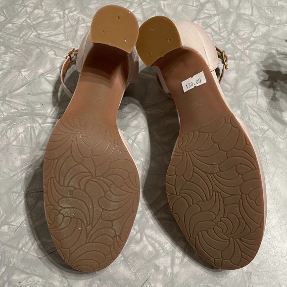 NEW Relance Very Me T-Strap Heels - Picture 4 of 6